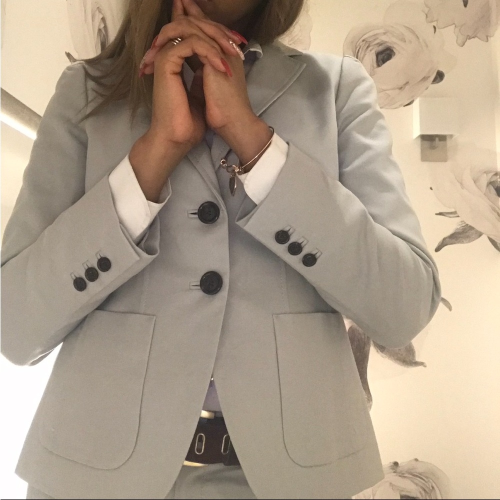 Banana republic gray suit